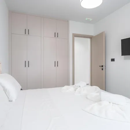 Apartment Andrea - 3 Squares Away From The