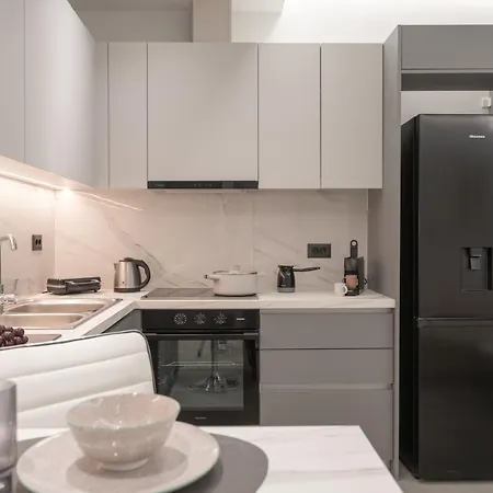Apartment Andrea - 3 Squares Away From The